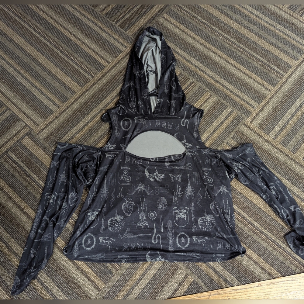 Cosmic Aura Taxidermy Cold Shoulder Girls Hooded Crop Top Plus Size